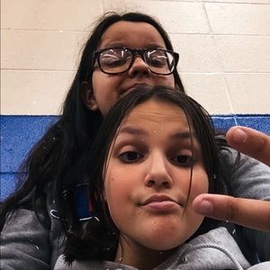 Meet your Posher, Sydnee